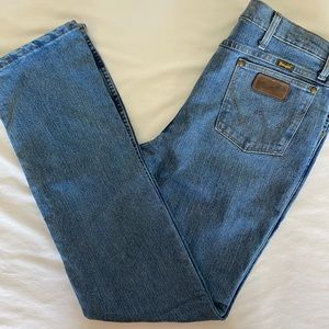 NWOT Wrangler 35x36 Jeans